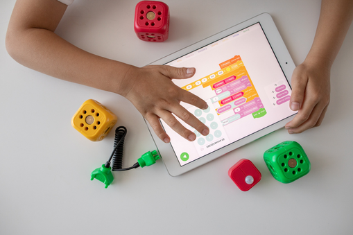 EDUCACIÓN Y NUEVAS TECNOLOGÍAS